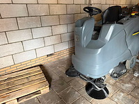 Karcher - b150 r - opzit schrob-veegmachine - afbeelding 5 van  8