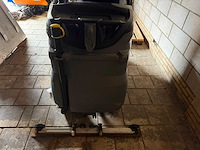Karcher - b150 r - opzit schrob-veegmachine - afbeelding 8 van  8