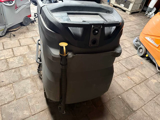 Karcher - b150 r - schrob-zuigmachine - afbeelding 3 van  5