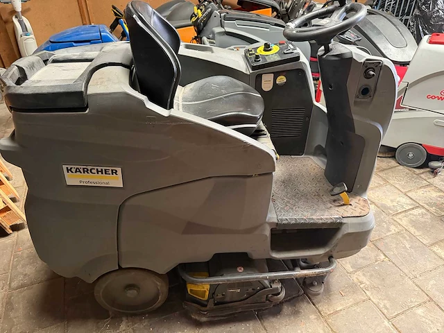 Karcher - b150 r - schrob-zuigmachine - afbeelding 5 van  5