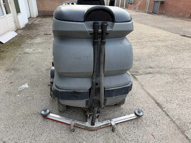 Karcher - b250 r - zelfrijdende veegmachine - afbeelding 4 van  5