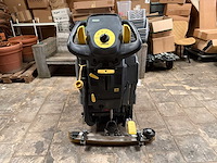 Karcher - b40 c bp - zelfrijdende schrob-zuigmachine - afbeelding 2 van  8