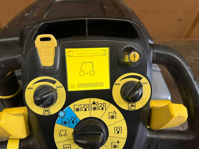 Karcher - b80w - schrob-zuigmachine - afbeelding 3 van  5