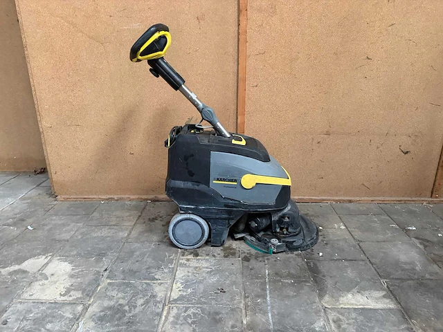 Karcher - bd 38/12 - schrob-zuigmachine - afbeelding 2 van  5