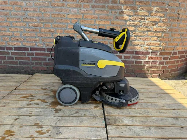 Karcher - bd 38/12 - schrob-zuigmachine - afbeelding 2 van  3