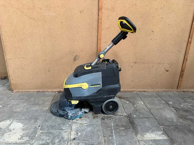 Karcher - bd 38/12 - schrob-zuigmachine - afbeelding 1 van  5