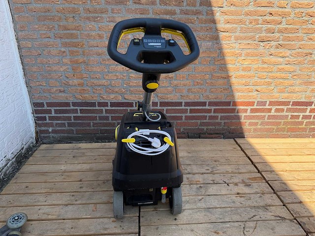 Karcher - bd 38/12 schrob-zuigmachine - afbeelding 2 van  5