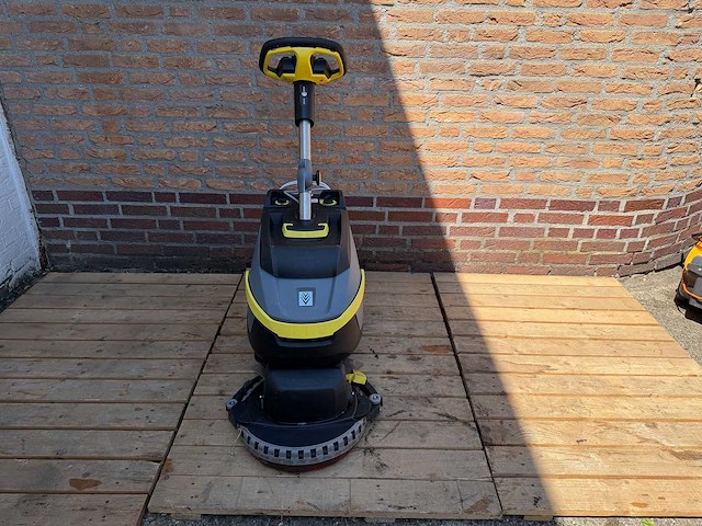 Karcher - bd 38/12 schrob-zuigmachine - afbeelding 4 van  5