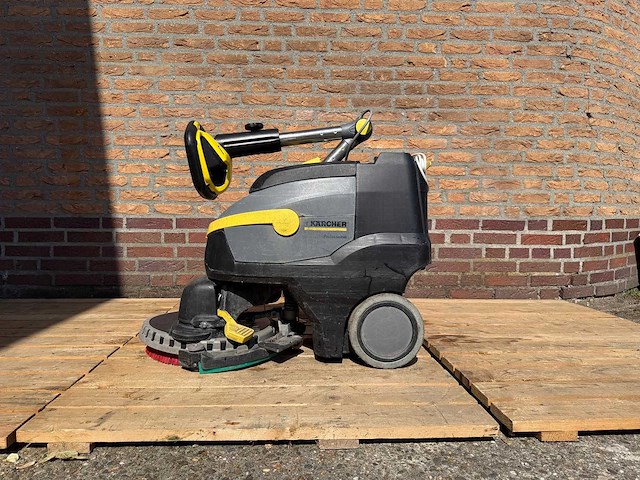 Karcher - bd 38/12 schrob-zuigmachine - afbeelding 1 van  5