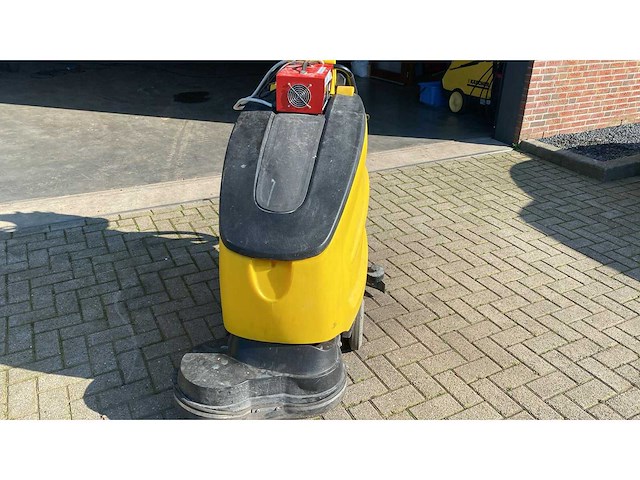 Karcher - bd 55/60 w - zelfrijdende veegmachine - afbeelding 2 van  4