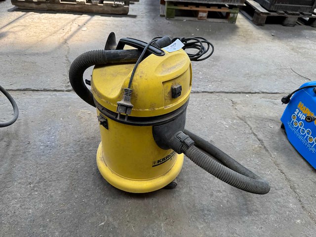 Karcher - industriële stofzuiger - afbeelding 1 van  3