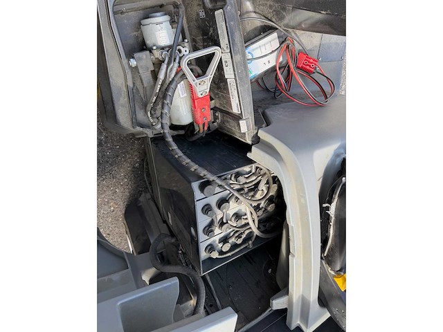 Karcher - km 105/110 r bp - zelfrijdende veegmachine - afbeelding 3 van  11