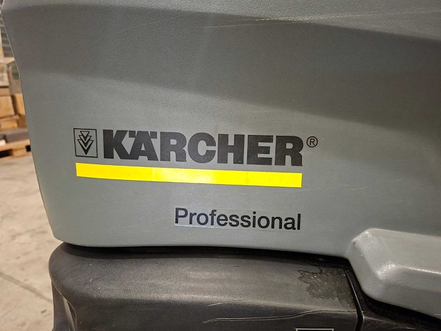 Karcher - km 90/60 r - karcher zelfrijdende veegmachine - afbeelding 2 van  10