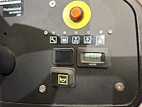 Karcher - km 90/60 r - karcher zelfrijdende veegmachine - afbeelding 4 van  10