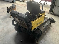 Karcher - kmr-trac - zelfrijdende veegmachine - afbeelding 8 van  12