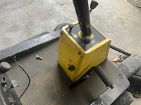 Karcher - kmr-trac - zelfrijdende veegmachine - afbeelding 11 van  12