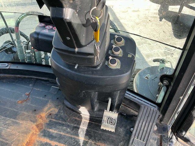 Kärcher - mc 130 - road and yard sweeper - 2015 - afbeelding 3 van  23