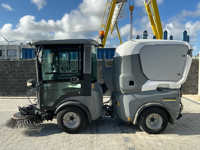 Kärcher - mc 130 - road and yard sweeper - 2015 - afbeelding 18 van  23