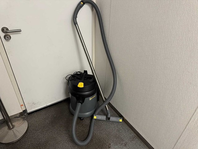 Kärcher - stofzuiger - afbeelding 1 van  3