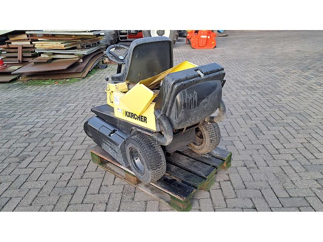Karcher - veegmachine - afbeelding 4 van  6