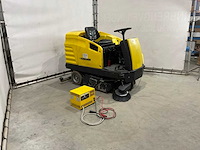 Kärcher - veegmachine - afbeelding 10 van  17