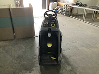 Karcher - veegmachine - afbeelding 3 van  9