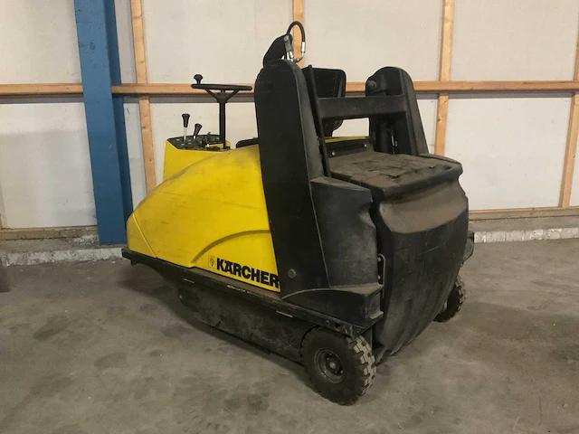Kärcher 1250 zelfrijdende veegmachine - afbeelding 5 van  12