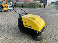Karcher 750 sm zelfrijdende veegmachine - afbeelding 2 van  7