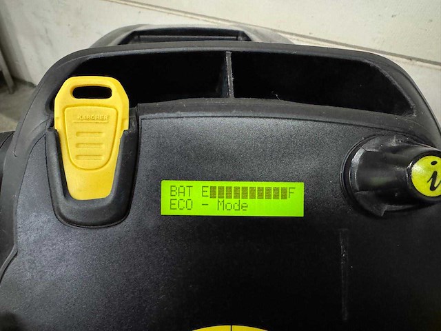 Karcher b 40 c bp accu’s 2024 zelfrijdende schrobmachine - afbeelding 9 van  14