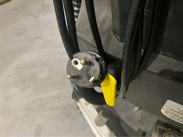 Karcher b 60 w bp accu’s 2022 zelfrijdende schrobmachine - afbeelding 2 van  13