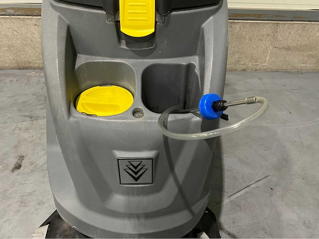 Karcher b 60 w bp accu’s 2024 zelfrijdende schrobmachine - afbeelding 2 van  12