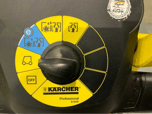 Karcher b 60 w bp accu’s 2024 zelfrijdende schrobmachine - afbeelding 11 van  12