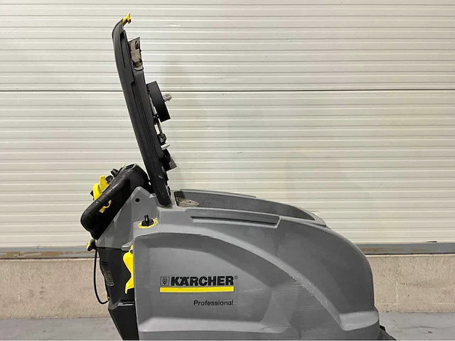 Karcher b 60 w bp accu’s 2024 zelfrijdende schrobmachine - afbeelding 12 van  12