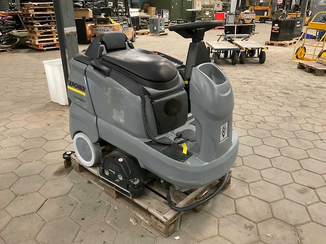 Kärcher b 90r schrob-zuigmachine - afbeelding 1 van  8