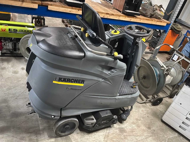 Kärcher b140r zelfrijdende veegmachine - afbeelding 2 van  9