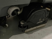 Karcher b150 r bp opzit schrob veeg/zuigmachine dubele borstels 54 uur ! - afbeelding 6 van  16