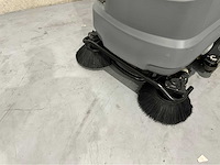 Karcher b150 r bp opzit schrob veeg/zuigmachine dubele borstels accu’s 2024 - afbeelding 4 van  17