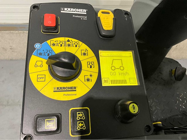 Karcher b150 r bp opzit schrob veeg/zuigmachine dubele borstels accu’s 2024 - afbeelding 17 van  17