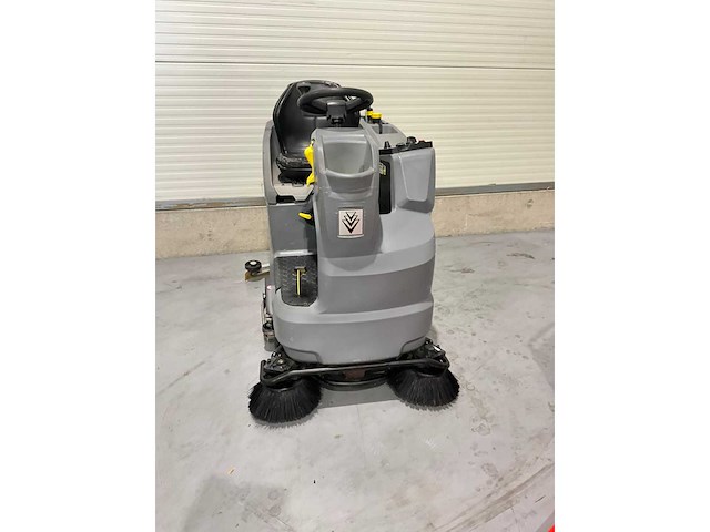 Karcher b150 r bp opzit schrob veeg/zuigmachine dubele borstels - afbeelding 2 van  17