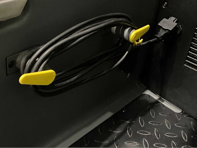 Karcher b150 r bp opzit schrob veeg/zuigmachine dubele borstels - afbeelding 8 van  17