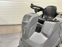 Karcher b150 r bp opzit schrob veeg/zuigmachine dubele borstels - afbeelding 12 van  17