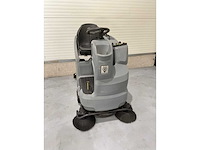 Karcher b150 r bp opzit schrob veeg/zuigmachine dubele borstels - afbeelding 11 van  15