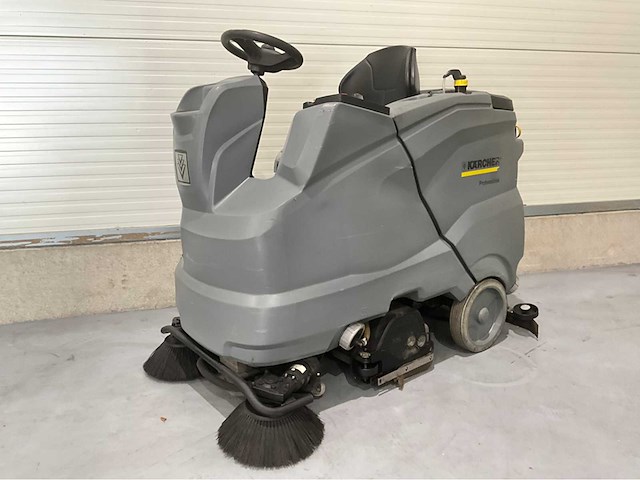 Karcher b150 r bp opzit schrob veeg/zuigmachine dubele borstels - afbeelding 1 van  9