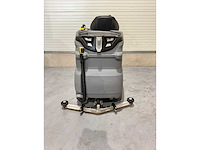 Karcher b150 r bp opzit schrob veeg/zuigmachine dubele borstels - afbeelding 13 van  17
