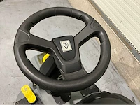 Kärcher b90 r bp pack zelfrijdende opzit schrob-zuigmachine - afbeelding 12 van  12
