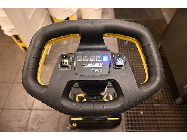 Kärcher bd 38/12 c eu schrob-zuigmachine - afbeelding 3 van  8