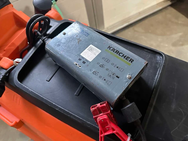 Kärcher bd 50/50 bp classic achterloopschrobzuigmachine - afbeelding 3 van  5