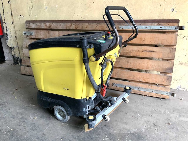 Kärcher bd 55/40 w - zelfrijdende schrobmachine - werkbreedte 80 cm - afbeelding 3 van  6