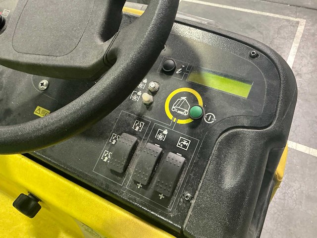 Kärcher bd 60/95rs schrobmachine - afbeelding 2 van  15