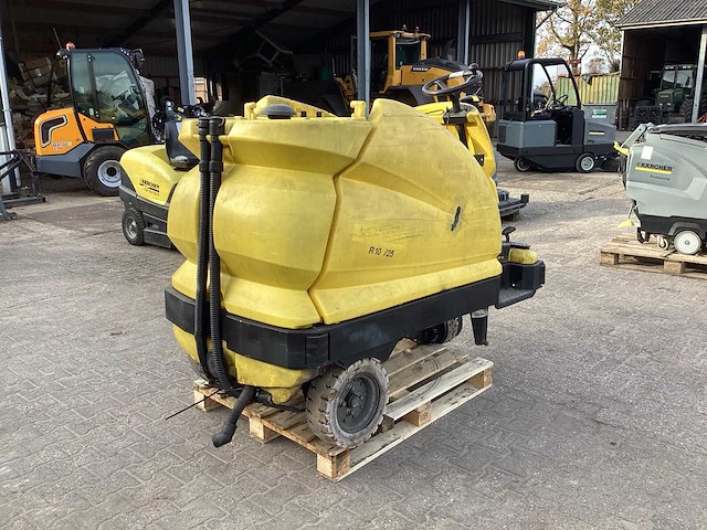 Kärcher br 100/25 zelfrijdende veegmachine - afbeelding 4 van  10